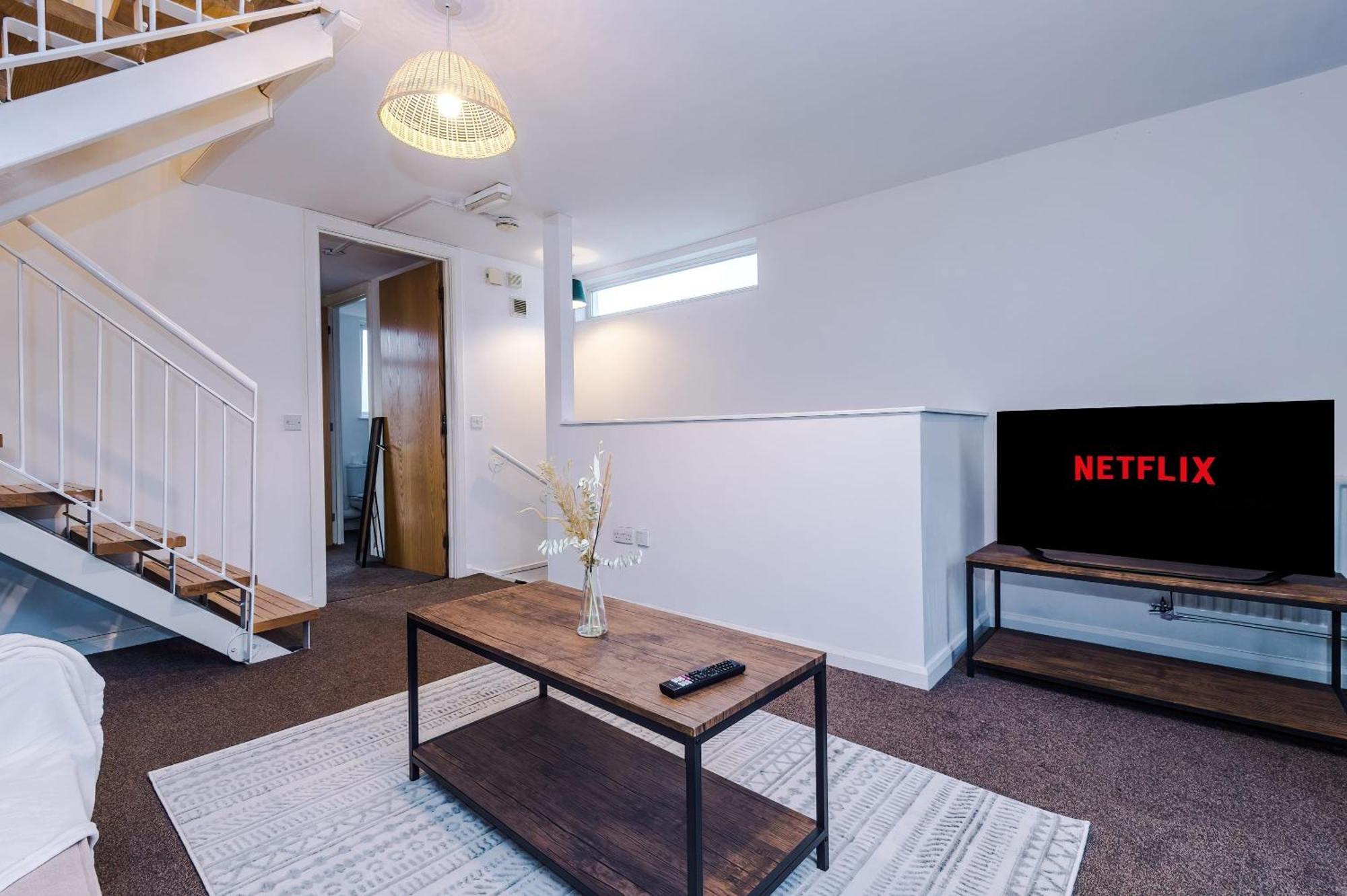 Villa Rest&Recharge At A Spacious Townhouse By The Etihad Manchester Exterior foto